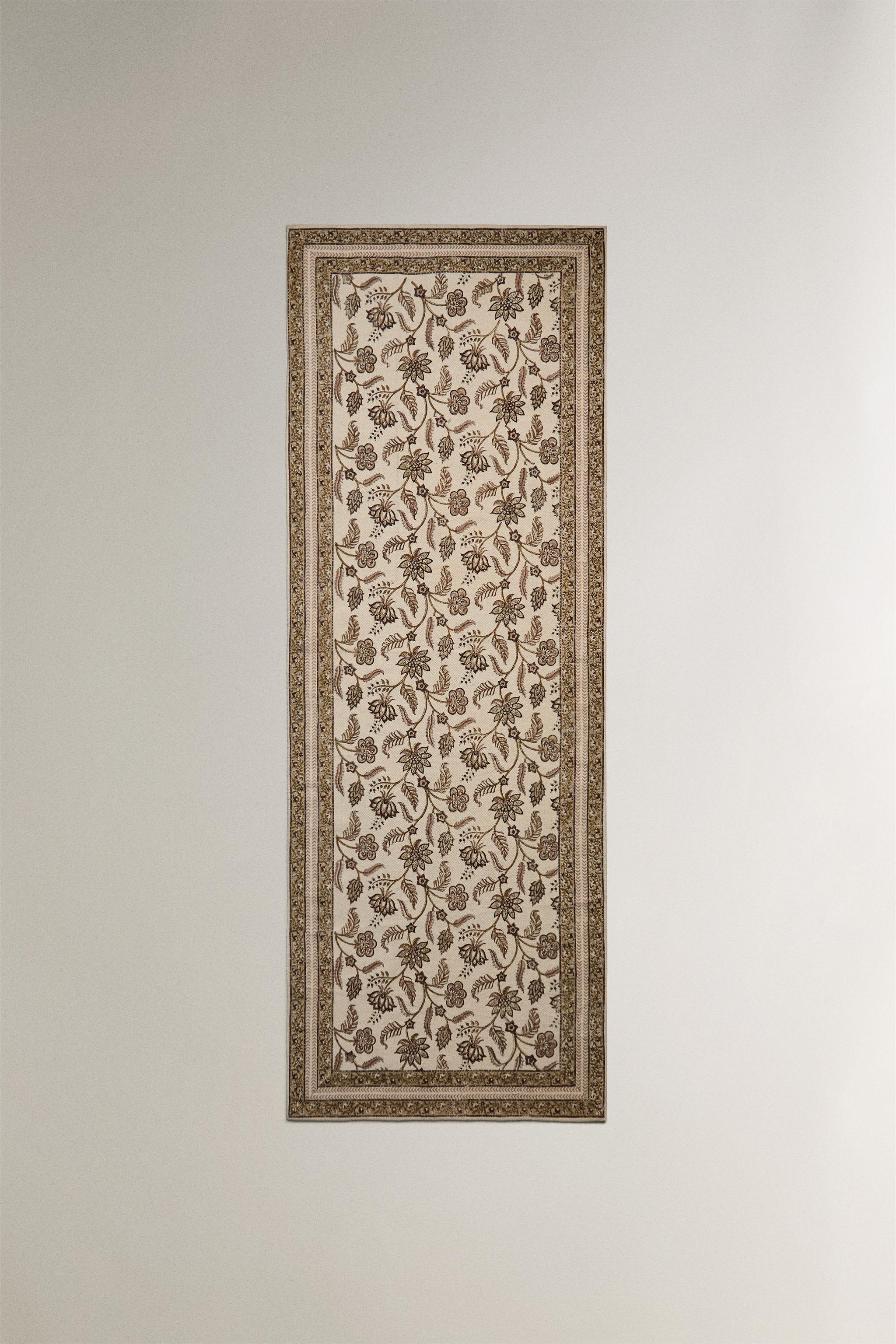 TAPIS IMPRIMÉ FLEURI